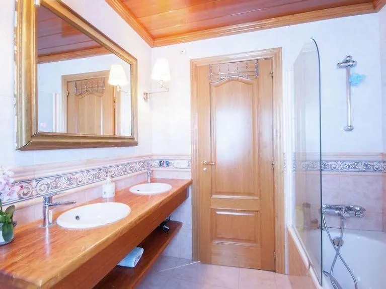 Cozy Holiday Home With Pool In St Pere Pescador Sant Pere Pescador