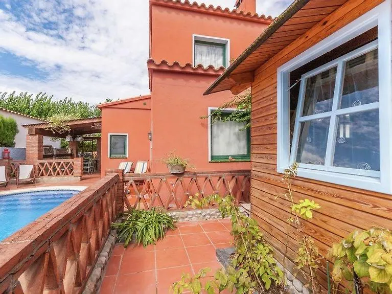 Cozy Holiday Home With Pool In St Pere Pescador Sant Pere Pescador