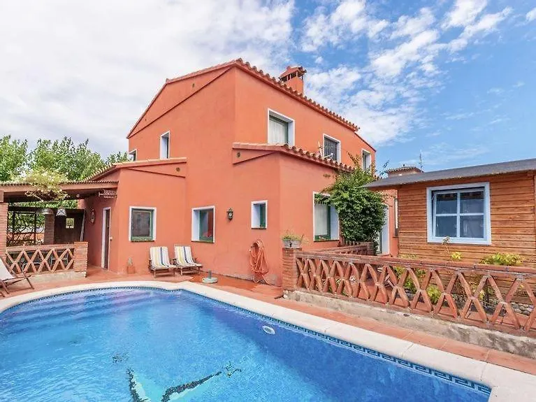 Cozy Holiday Home With Pool In St Pere Pescador Sant Pere Pescador Spanien